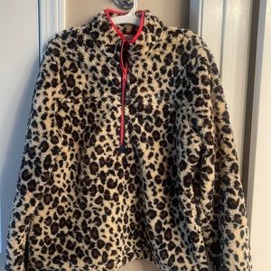 Vineyard Vines fuzzy quarter zip pullover